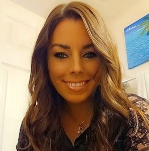 Meet your Posher, Felicia